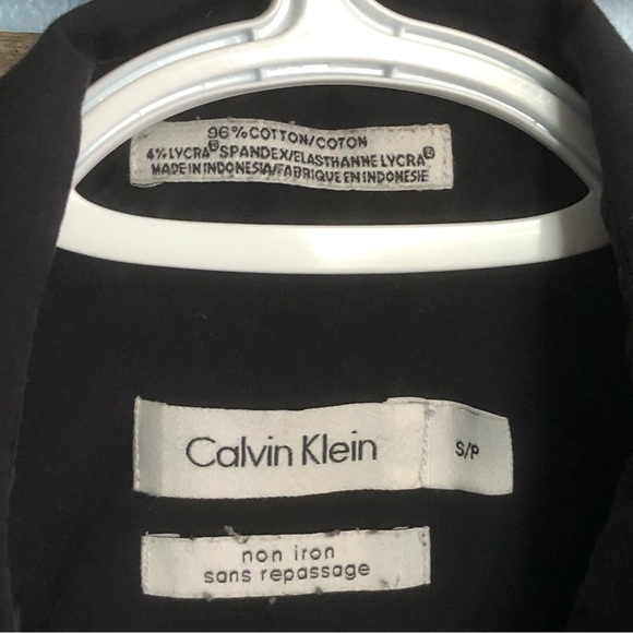 Calvin Klein Size Small Black Button Down Shirt - Picture 4 of 4